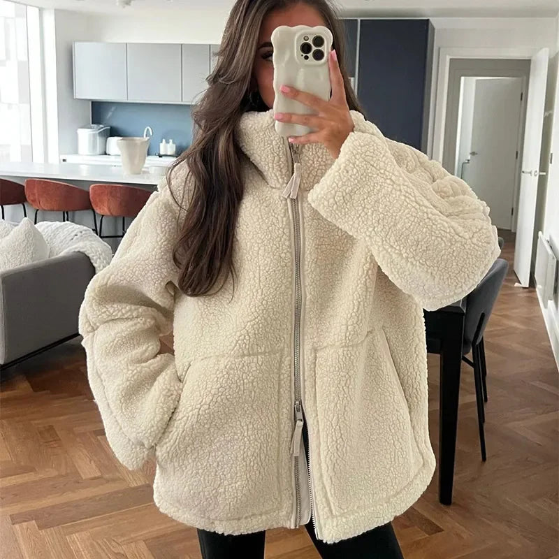 Alexa Kurtka Oversize™ - Idealna na Zimne Nadchodzące Dni!