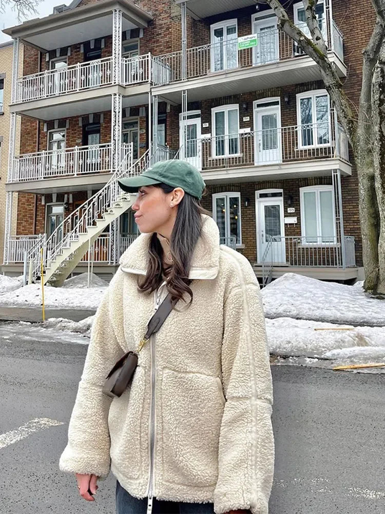 Alexa Kurtka Oversize™ - Idealna na Zimne Nadchodzące Dni!