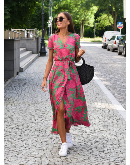 Suzanne - Elegancka sukienka z dekoltem w serek