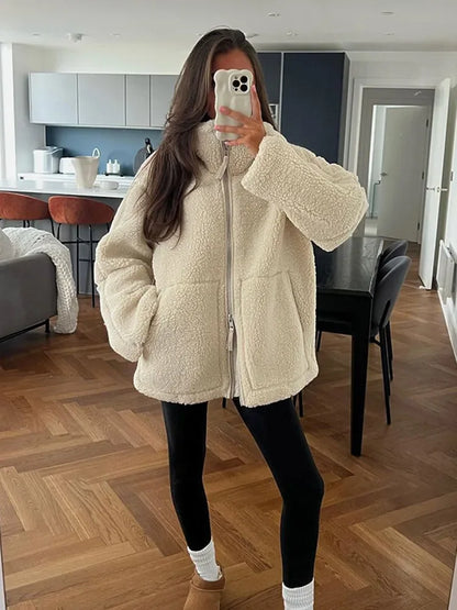 Alexa Kurtka Oversize™ - Idealna na Zimne Nadchodzące Dni!