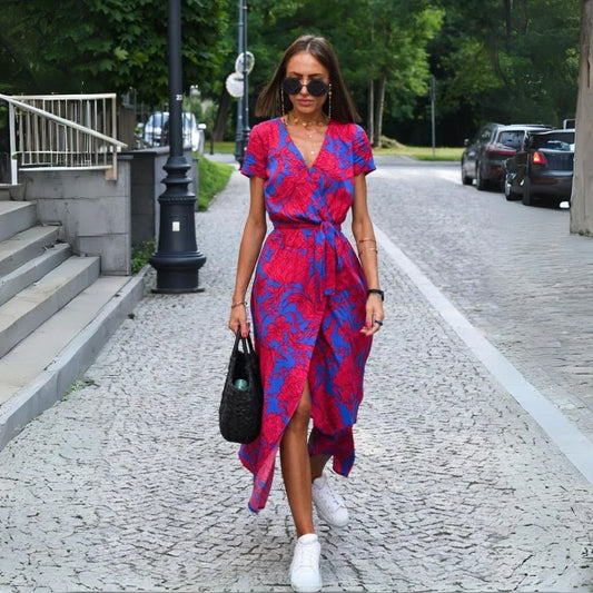 Suzanne - Elegancka sukienka z dekoltem w serek