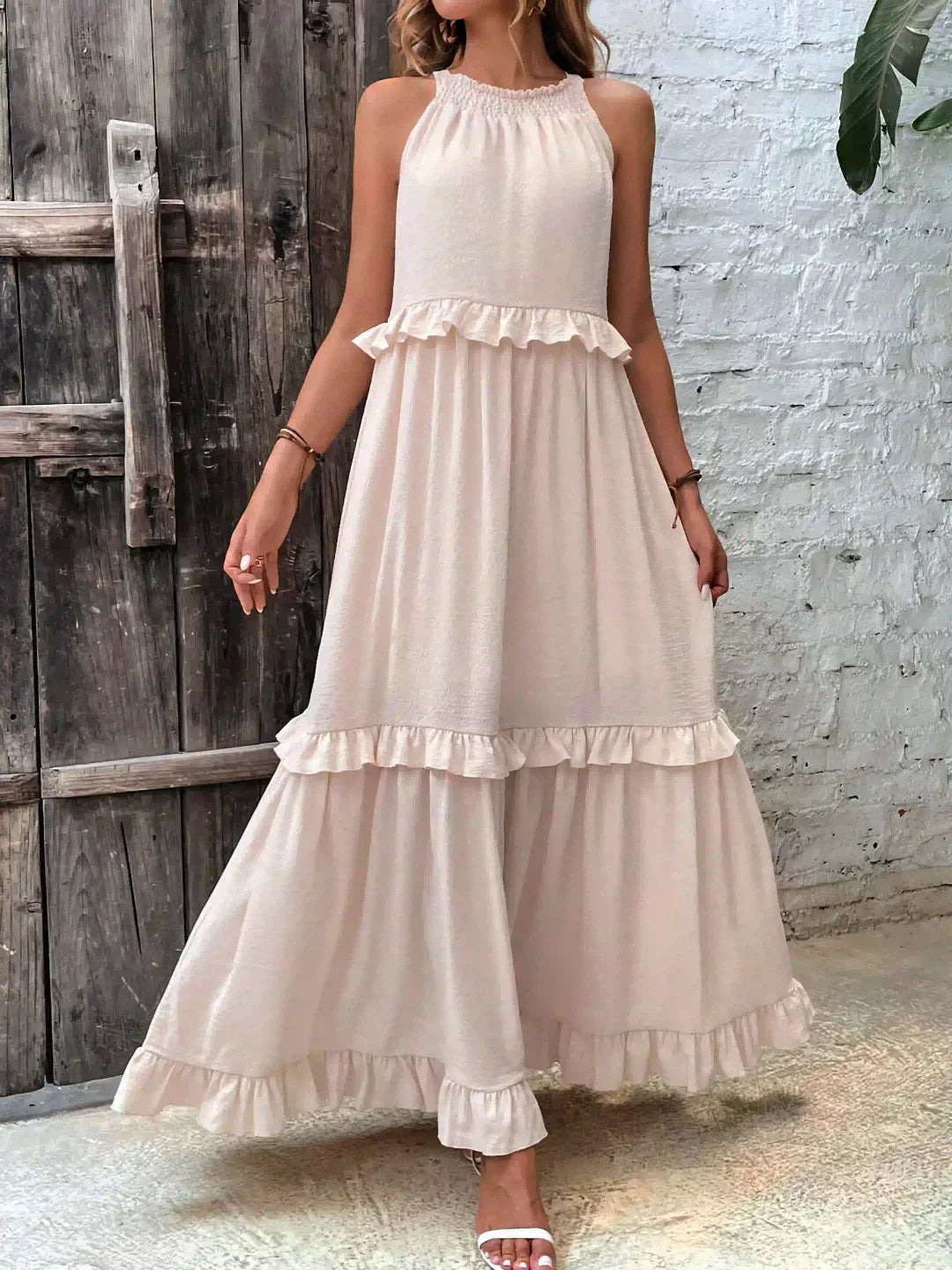 Sarah | Sukienka Maxi Halter z Falbanami (Prawie wyprzedana)